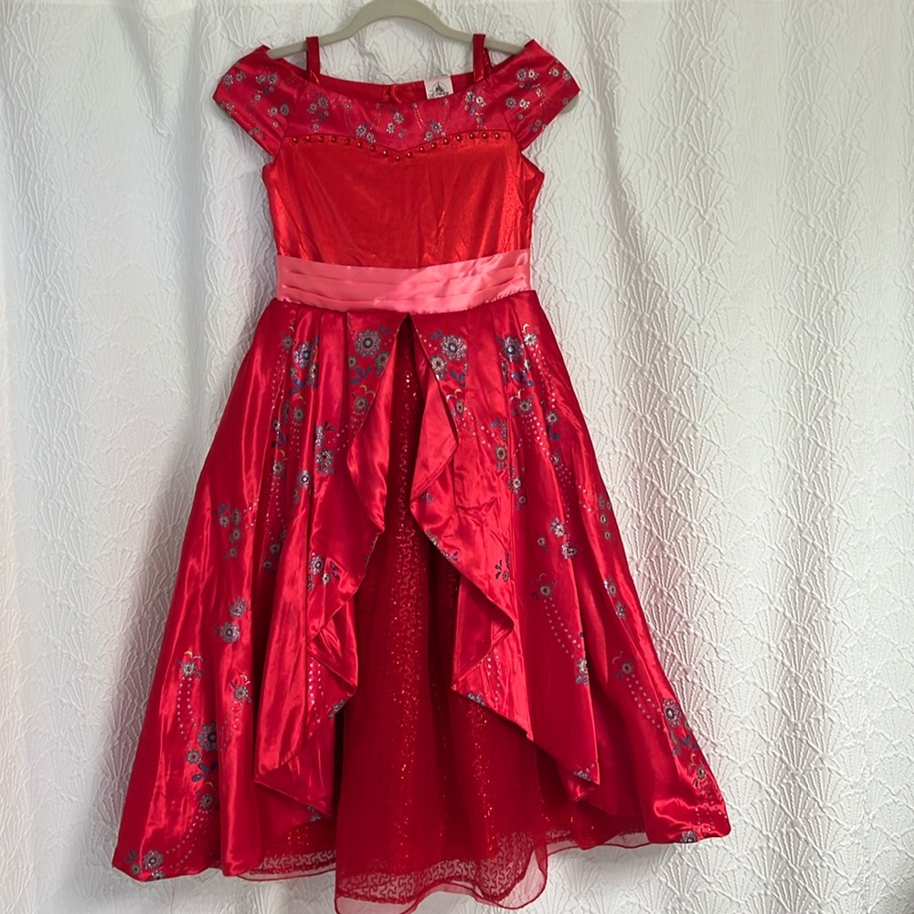 Disney Princess Elena of Avalor dress Size 7/8. Accessory bag with accessories.